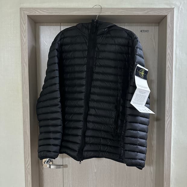 스톤아일랜드 룸우븐 후드 경량패딩 XL