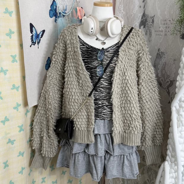 연카키 뽀글이 브이넥 오픈 가디건