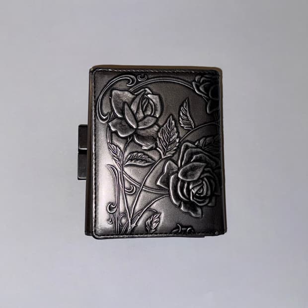 장폴고티에 뉴로즈 지갑