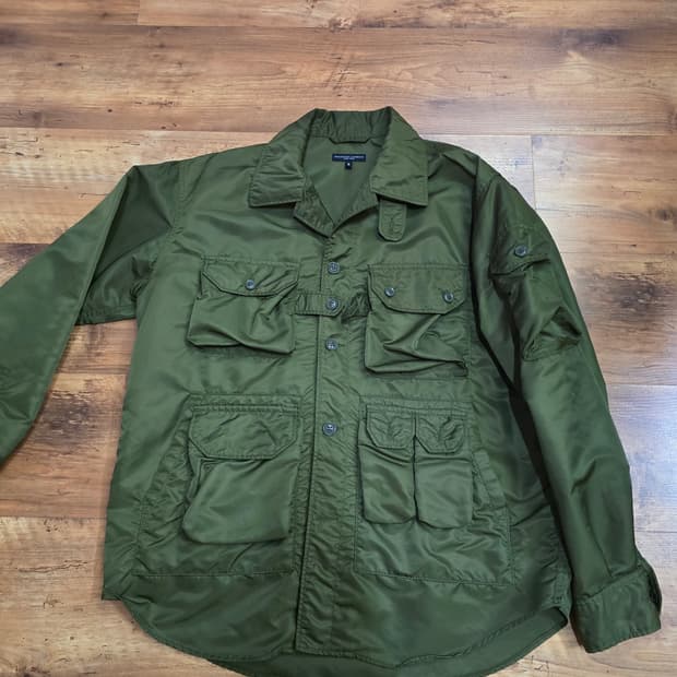 엔지니어드 가먼츠 상의 판매합니다