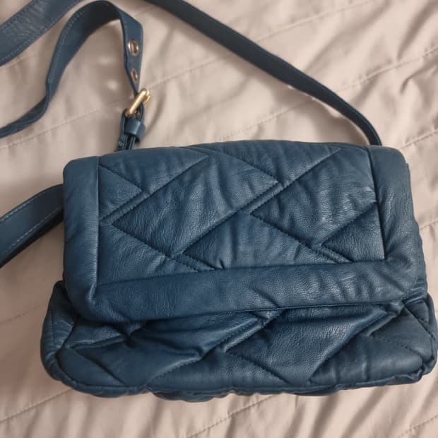 더비스트러버 크로스백