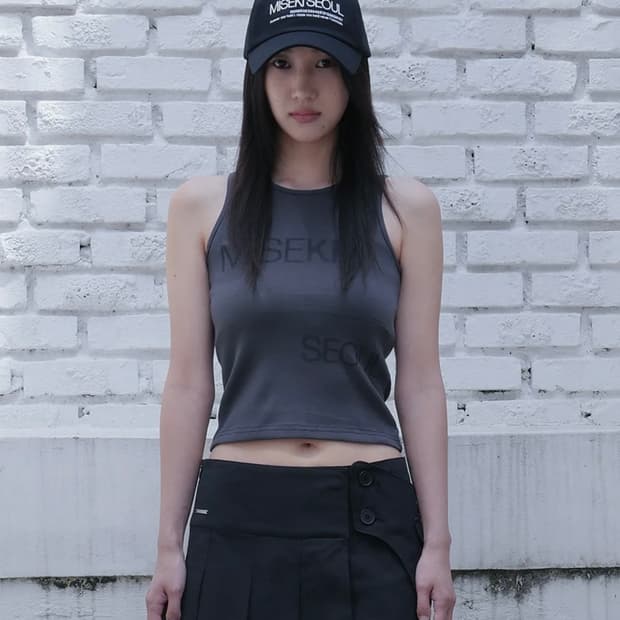 [새상품] 미세키서울 Logo crop sleeveless CHARCOA