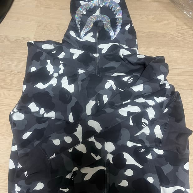 베이프 시티카모 야광후드