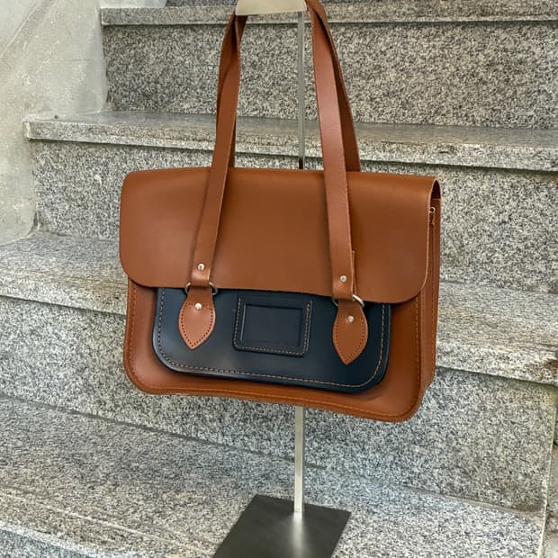 꼼데가르송 cambridge 사첼백