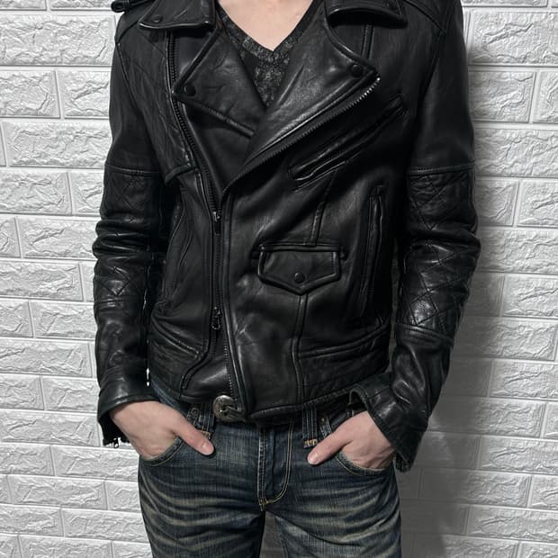 멀티 퀼티드 라이더 자켓