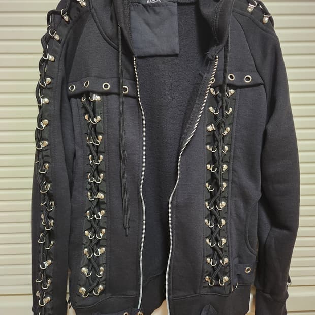 BANNED 고깔 후드집업