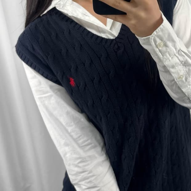 폴로 네이비 니트 베스트