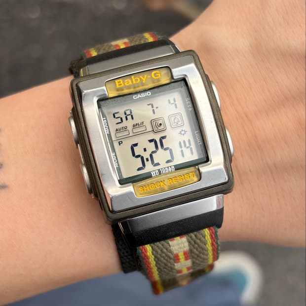 Baby-G BG185