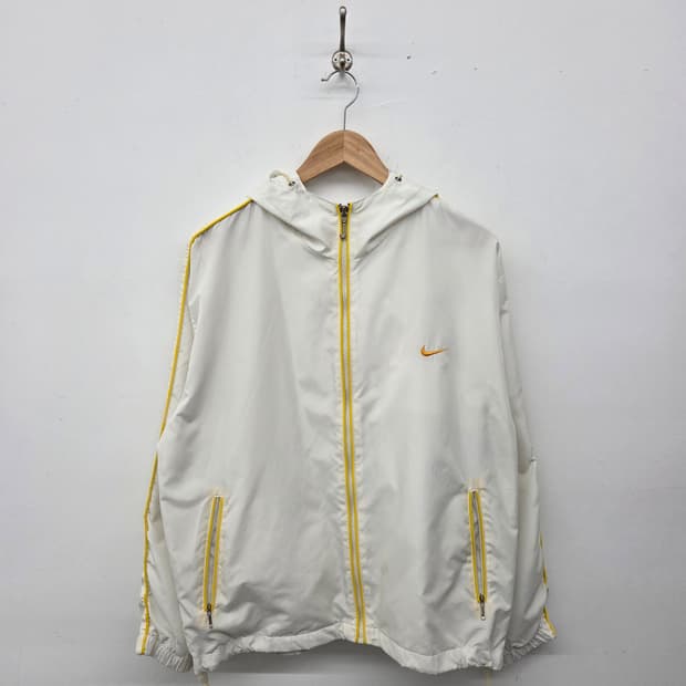 나이키 화이트/옐로우 바람막이 후드 자켓 남L