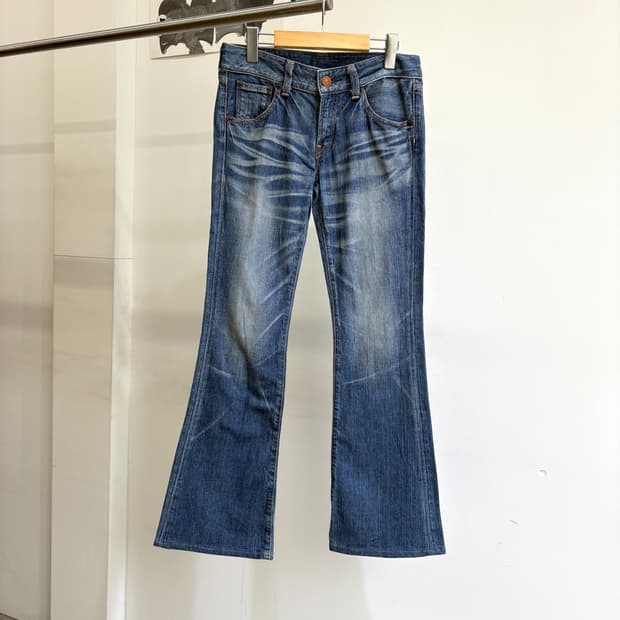 LEVIS (Made in Japan) 부츠컷데님
