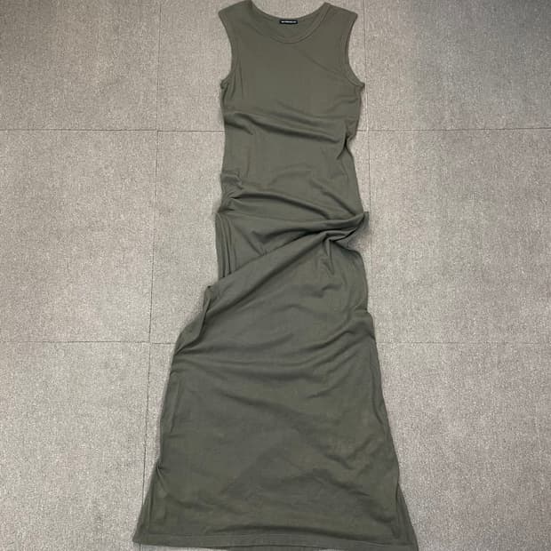 ANN DEMEULEMEESTER 앤 드뮐미스터 슬리브리스 원피스