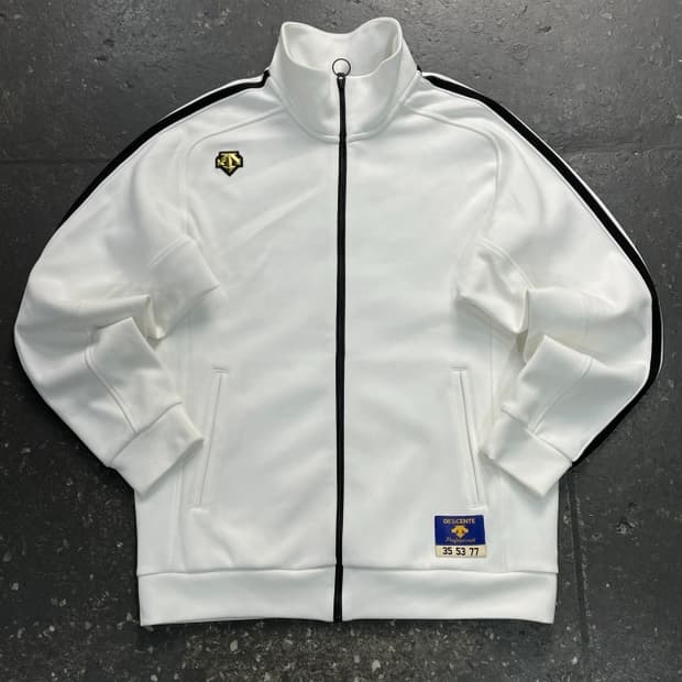 105 데상트 져지 