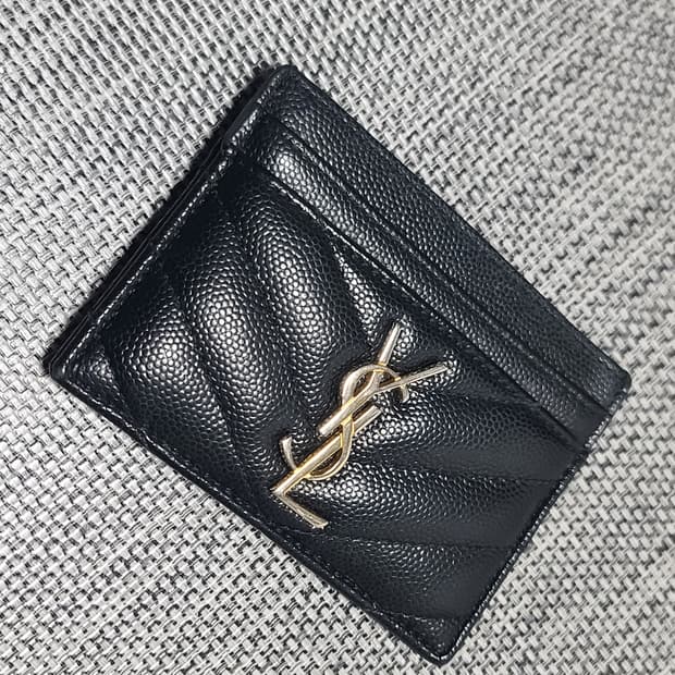 생로랑 마틀라쎄 카드지갑
