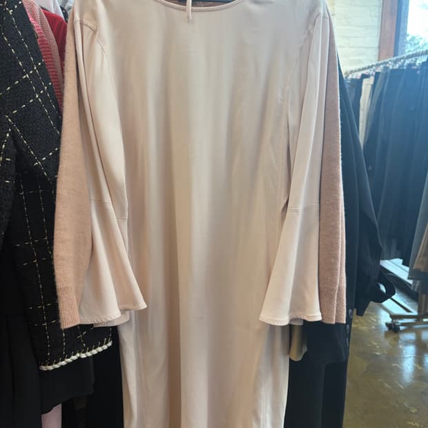 산드로 연핑크 미디 원피스