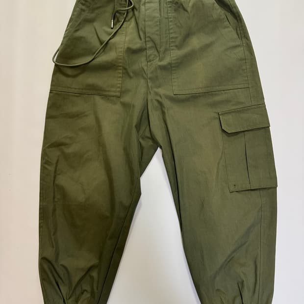 송지오 옴므 카키 조거 팬츠(46사이즈)