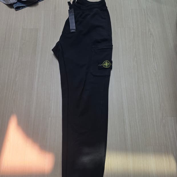 스톤아일랜드 와펜로고 스웨트 조거 