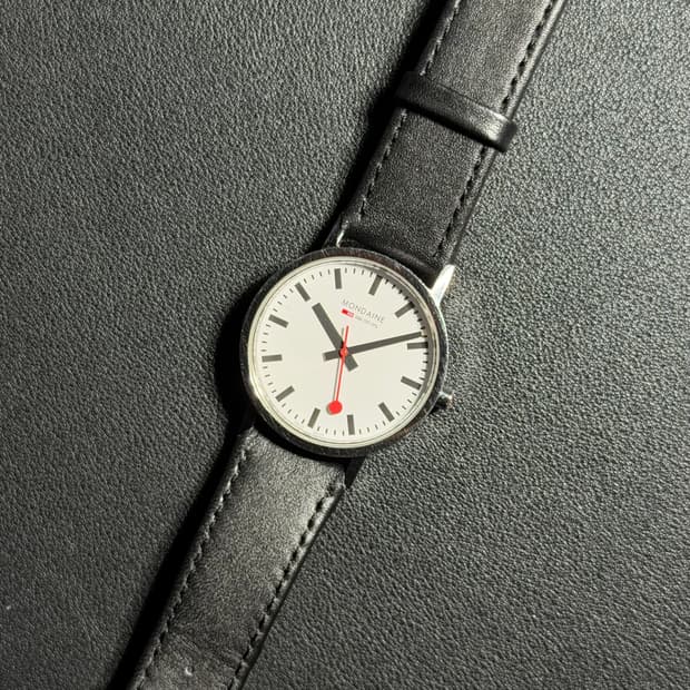 몬데인(Mondaine) 클래식 한화 36mm