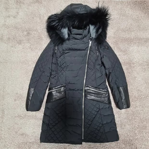 와이드앵글 라쿤구스 패딩