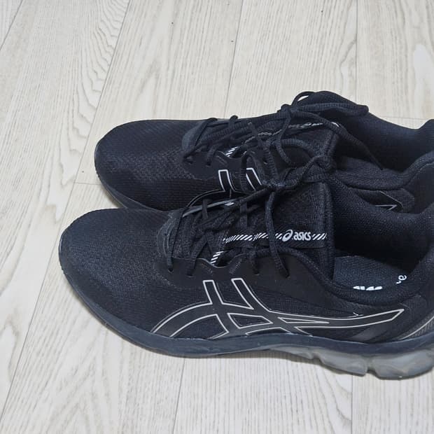 아식스 젤 퀸텀 90 IV 블랙