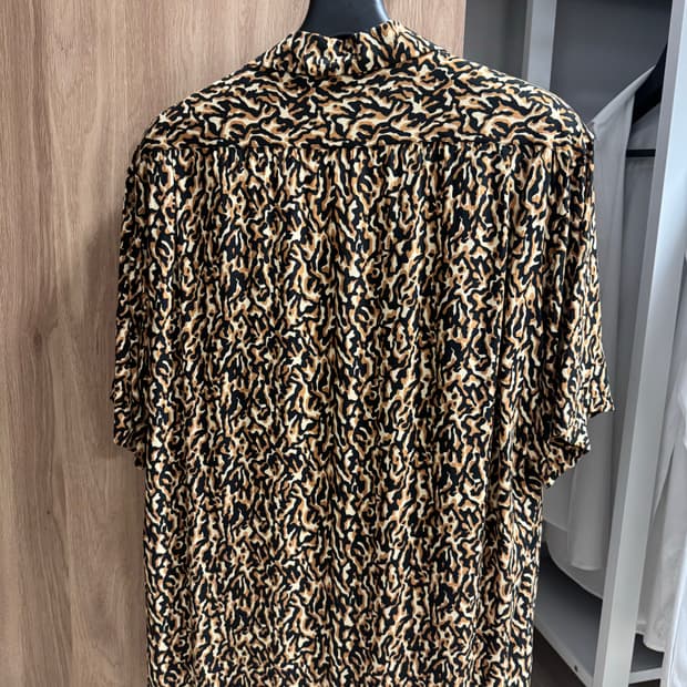 생로랑 레오파드 반팔셔츠 40