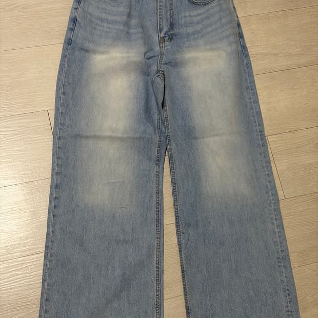 새제품 다이브인 와이드 플레어 데님 라이트블루 1사이즈