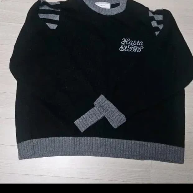 M사이즈 블랙아웃 피어스 