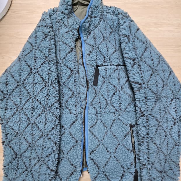 캐피탈 사시코 보아플리스 자켓 