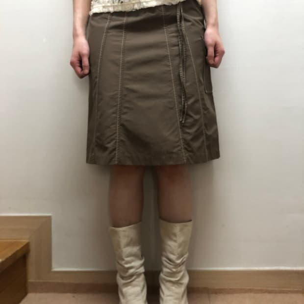 빈티지 카키 브라운 벨티드 미디 스커트