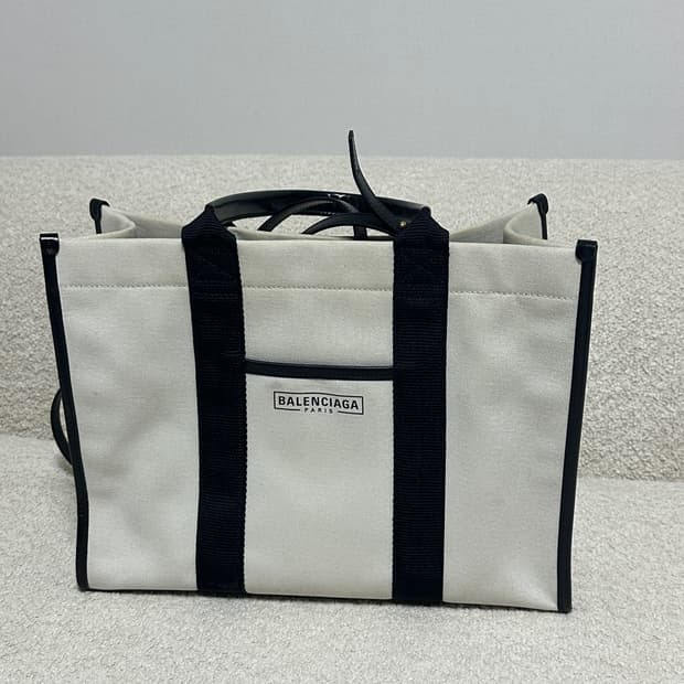 발렌시아가 캔버스 토트백 라지사이즈 판매합니다