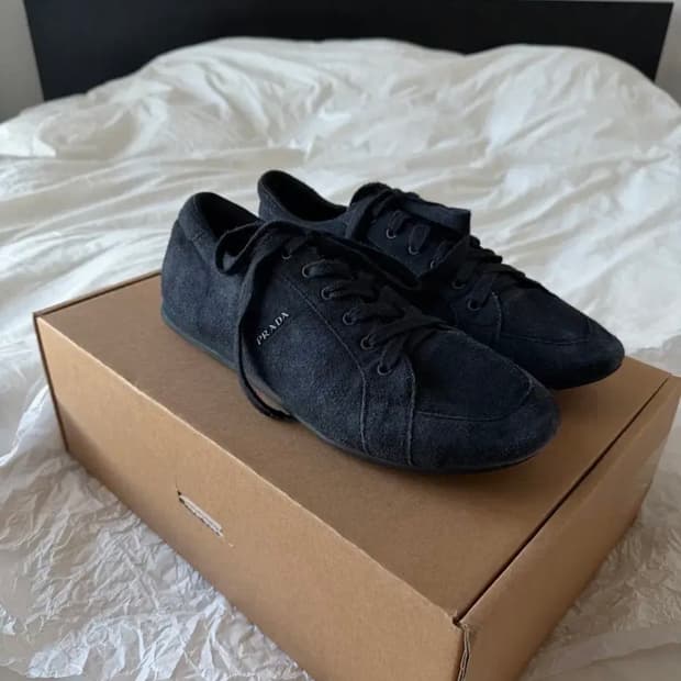 프라다 스웨이드 스니커즈 운동화 295 300