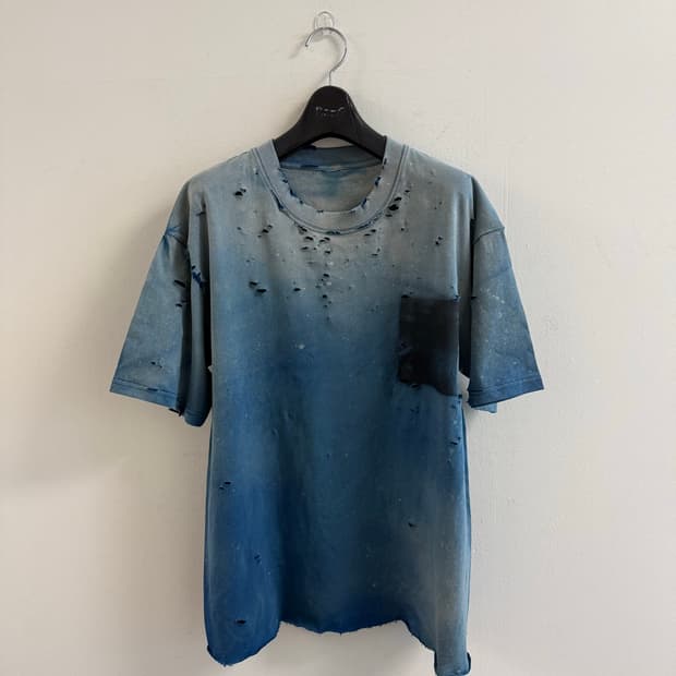 Vintage ocean blue faded distressed t