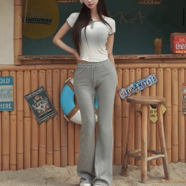 새상품)카인다미 골반볼륨업 썸머 부츠컷 트레이닝 팬츠