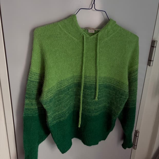 green grading hoodie