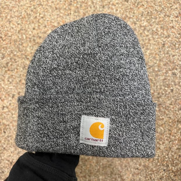 106. 칼하트 비니