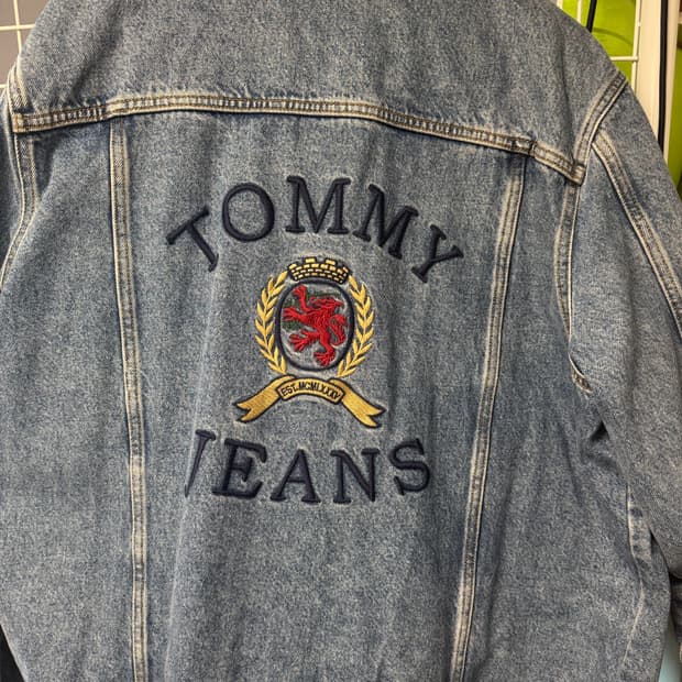 타미힐피거 자수 데님 자켓