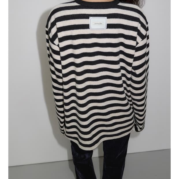오버듀플레어 STRIPE FLUFFY T-SHIRTS