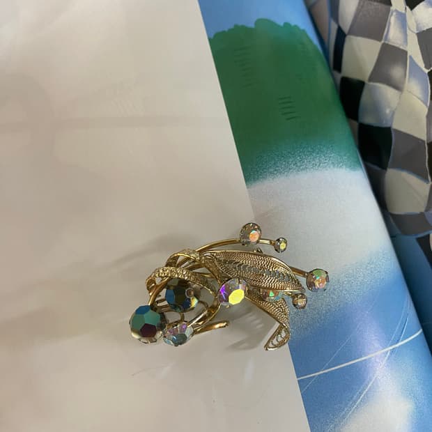 크리스탈 컷팅 수입 브로치