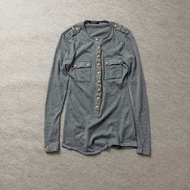 발망 금장 버튼 헨리넥 울 니트