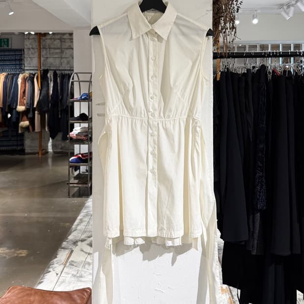 프라다 아이보리 타이 슬리브리스 미니 원피스