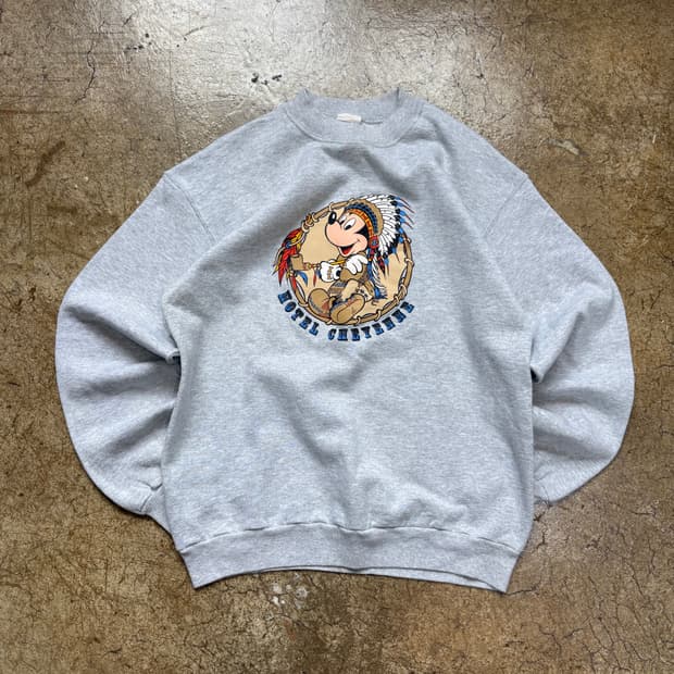 90s 디즈니 유럽판 빈티지 스웻셔츠