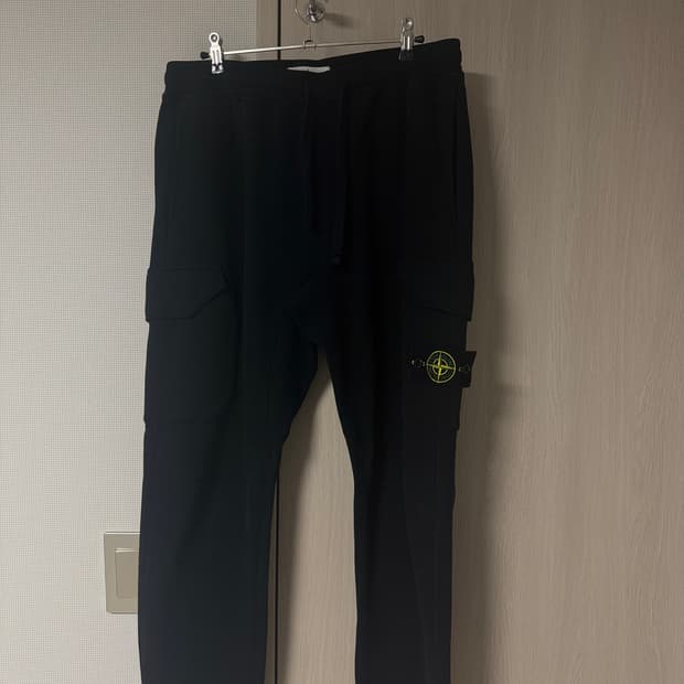 [M] 스톤아일랜드 블랙 조거 팬츠