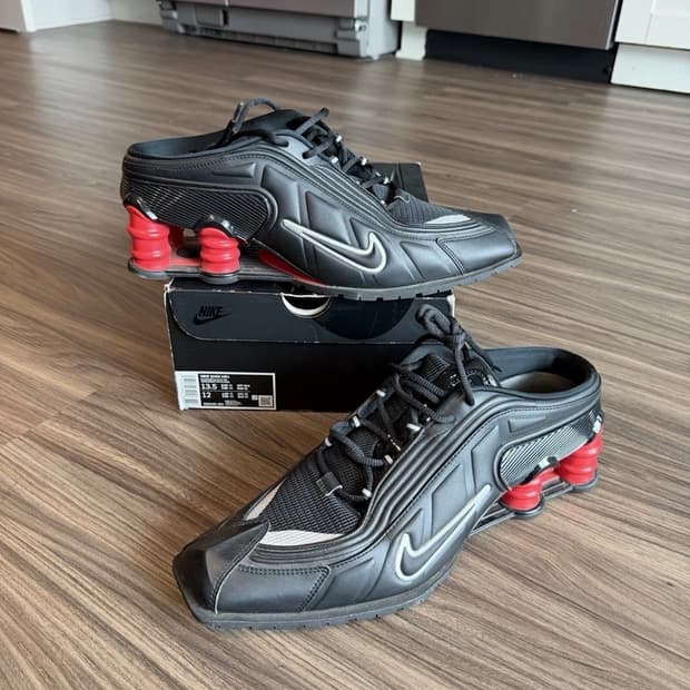 (US 12M, 300) 나이키X마틴로즈 샥스 MR4 블랙