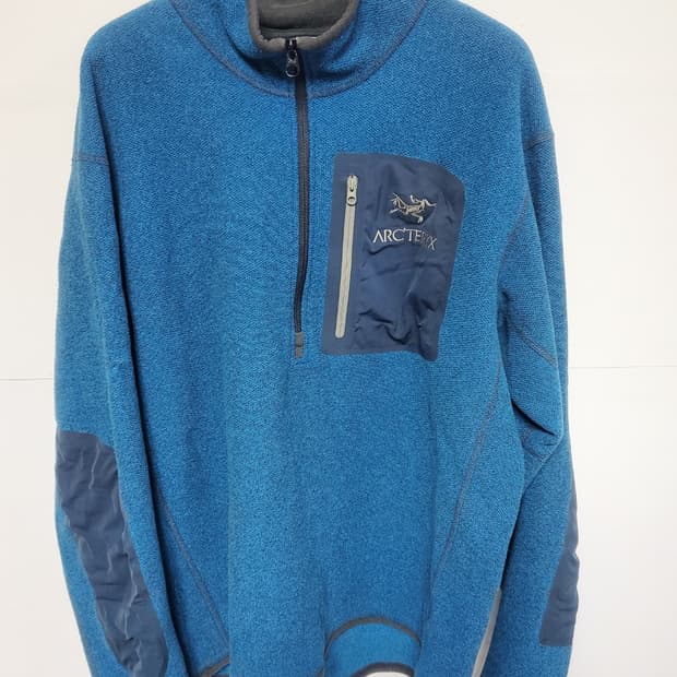 아크테릭스 반집업 정품 남성 100사이즈 