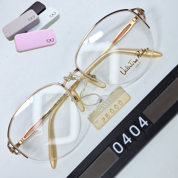 ๋ฐ๋ ํฐ๋
ธ ๋ฃจ๋ VALENTINO RUDY V-3376 ์๊ฒฝํ
53mm