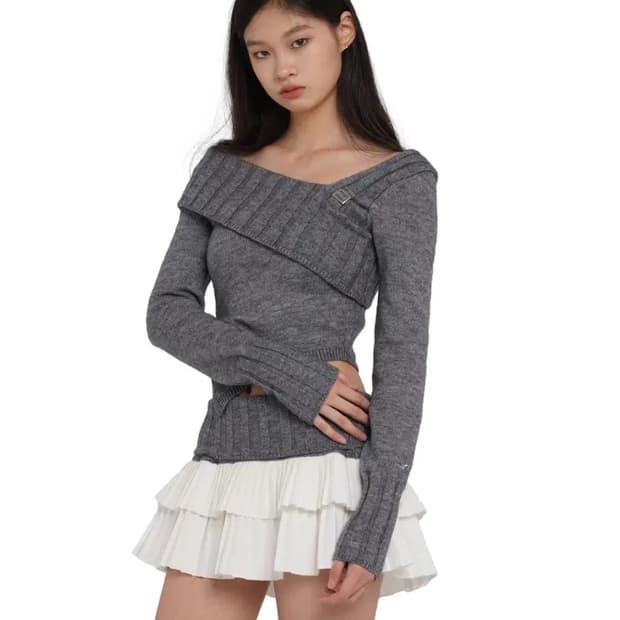 sweet chilling 스위트칠링 오프숄더 브이넥 스웨터