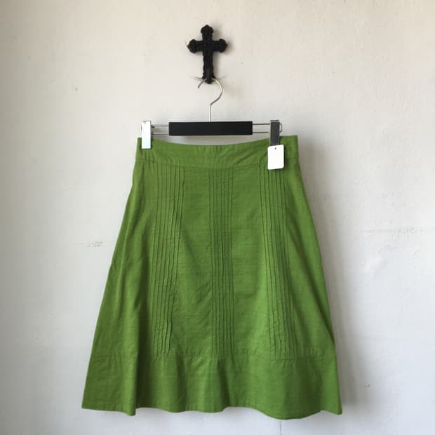 Pin tuck point midi skirt