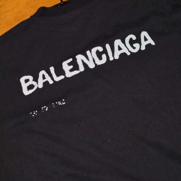 발렌시아가 블랙 로고 반팔 티셔츠 XS