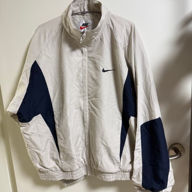 나이키 바람막이