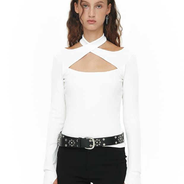 Cerric 세릭 2-way tied up top 투웨이 컷아웃 니트