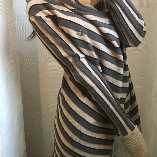 Vivienne Westwood  맨 드레이프 스트라이프 ORB 가디건